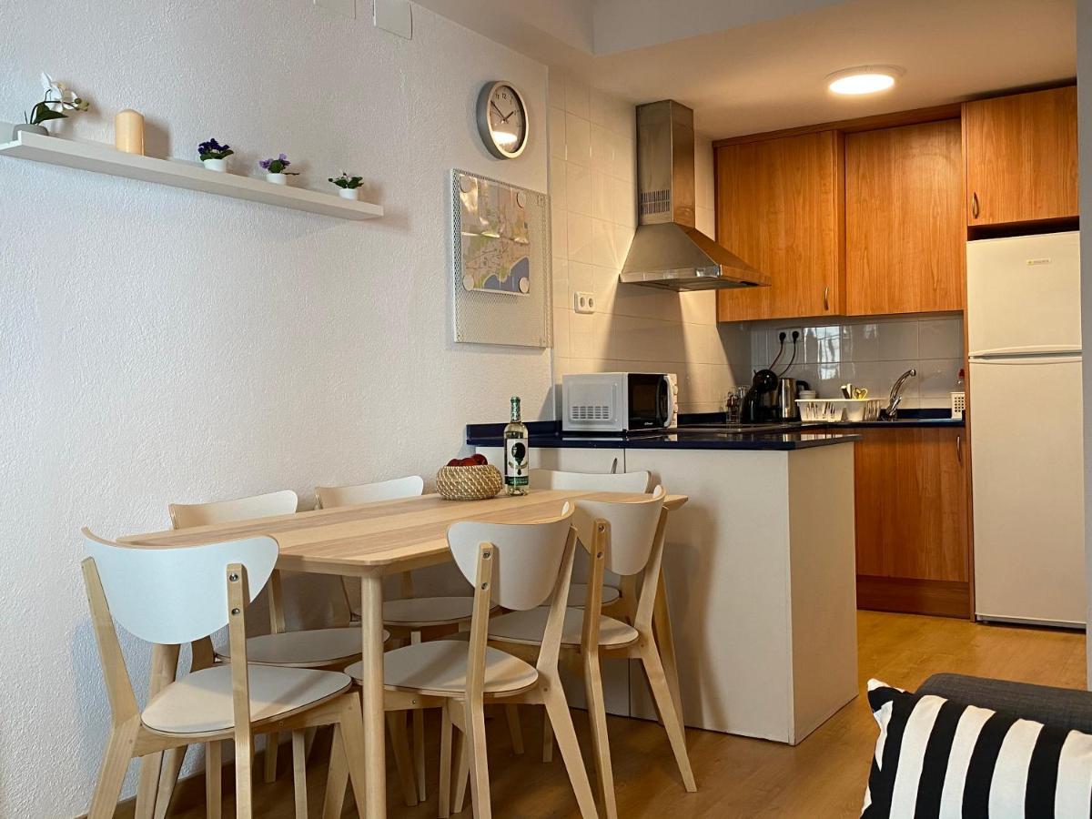 Apartments Sant Lluis Center, 2 Min Walk From The Sea Lloret de Mar Exterior foto