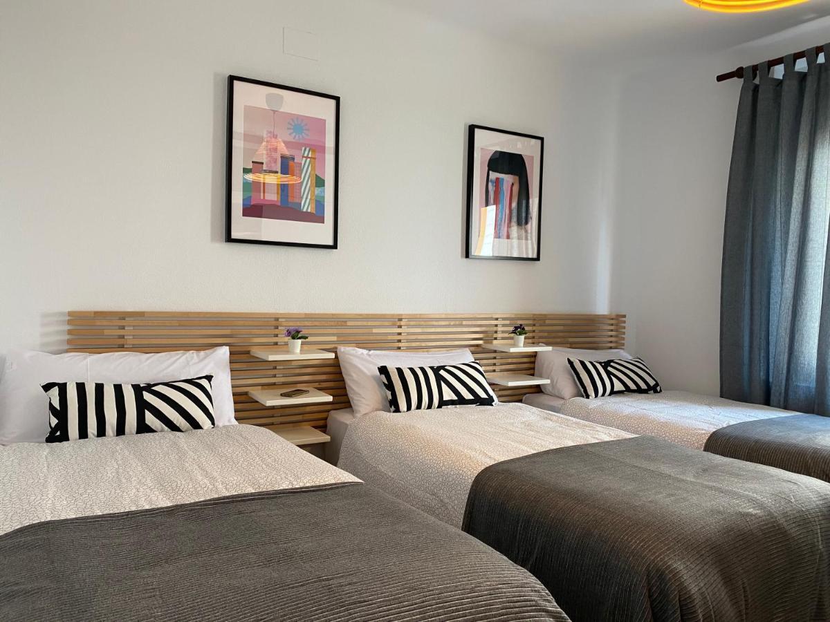 Apartments Sant Lluis Center, 2 Min Walk From The Sea Lloret de Mar Exterior foto