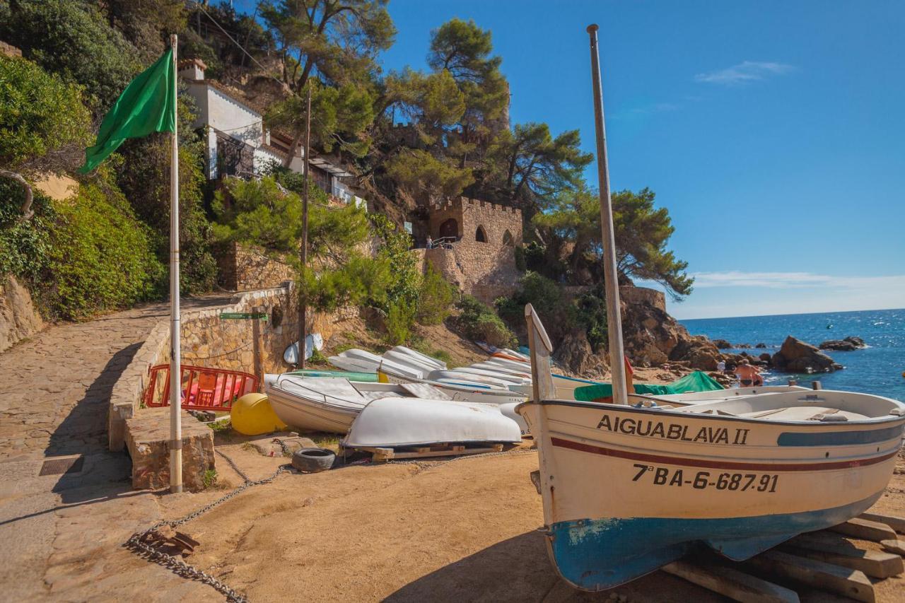 Apartments Sant Lluis Center, 2 Min Walk From The Sea Lloret de Mar Exterior foto