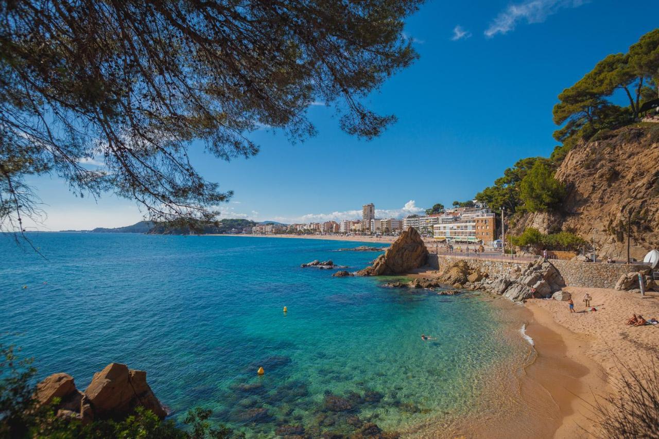 Apartments Sant Lluis Center, 2 Min Walk From The Sea Lloret de Mar Exterior foto