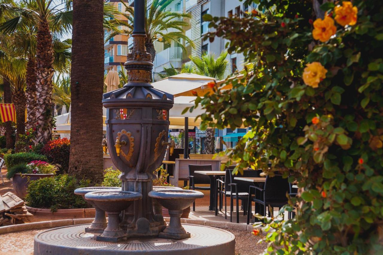 Apartments Sant Lluis Center, 2 Min Walk From The Sea Lloret de Mar Exterior foto