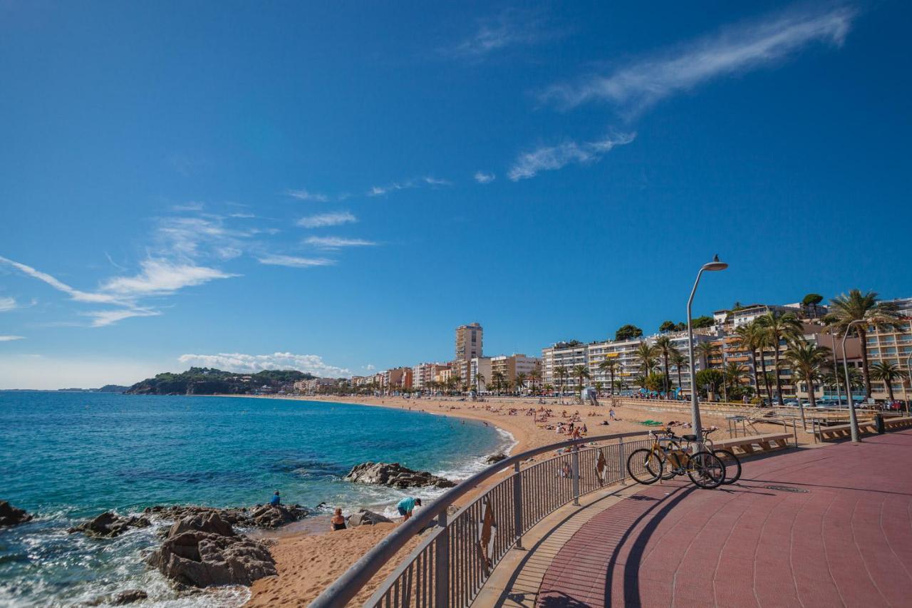 Apartments Sant Lluis Center, 2 Min Walk From The Sea Lloret de Mar Exterior foto
